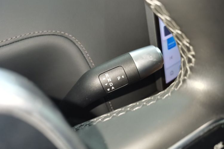 理想汽车 理想L8 2023款 Pro中控内饰18