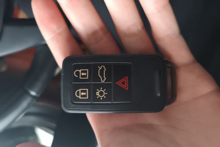 沃尔沃XC60 2016款 T5 智行版中控内饰11