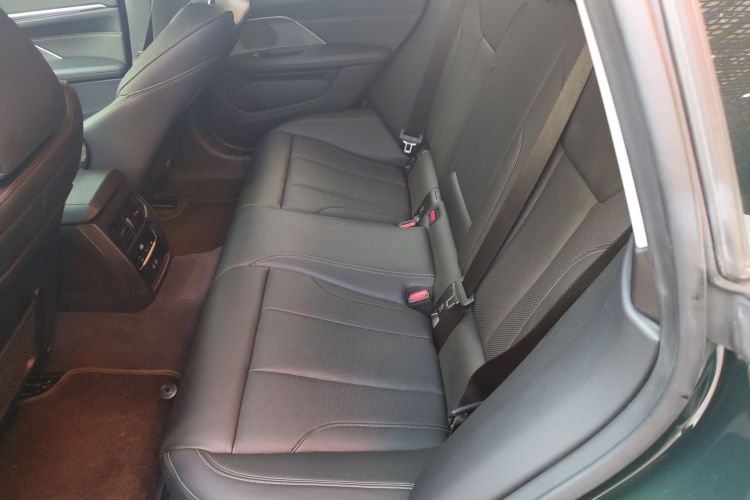 宝马4系 2022款 425i Gran Coupe M运动套装中控内饰7004