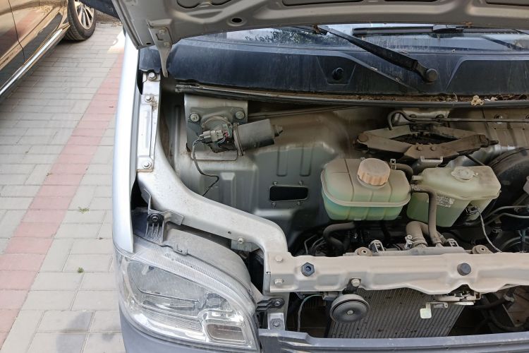 五菱汽车 五菱之光 2020款 1.2L 实用型 国VI LSI局部细节9005