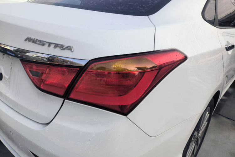 现代 名图 2017款 1.8L 自动智能型GLS 国V车身外观9