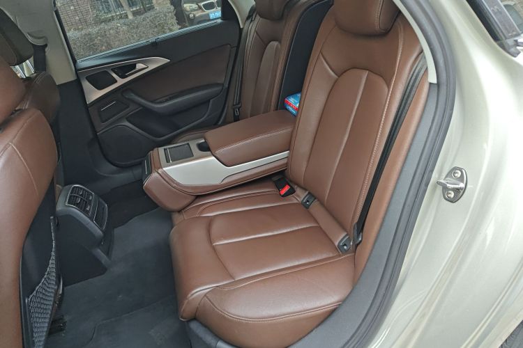 奥迪A6L 2016款 TFSI 技术型中控内饰21