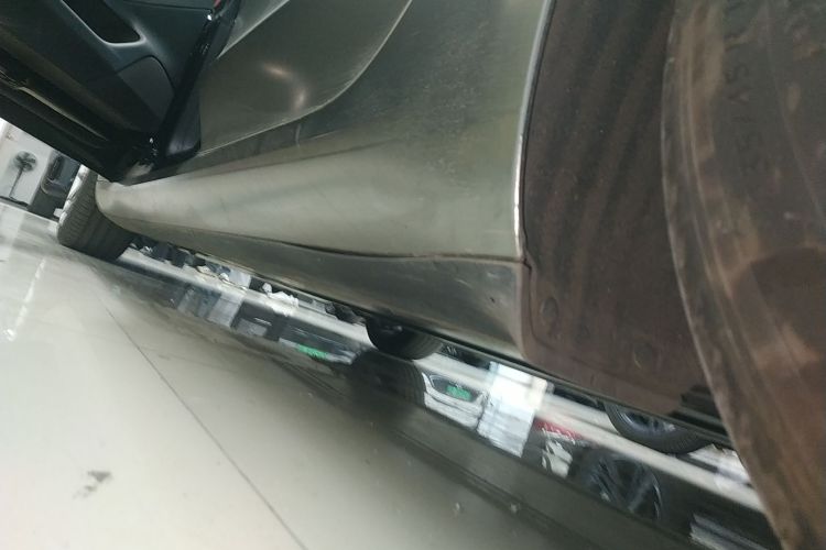 特斯拉 Model 3 2023款 后轮驱动版局部细节9002