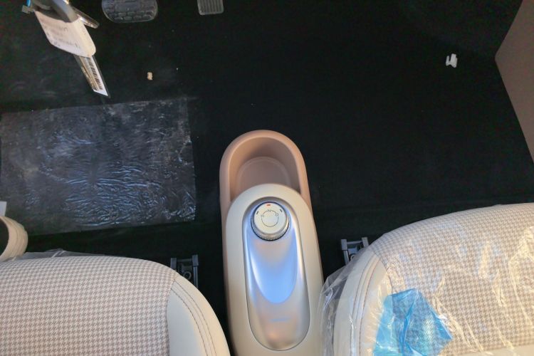 五菱汽车 宏光MINIEV 2025款 四门版 进阶款中控内饰18