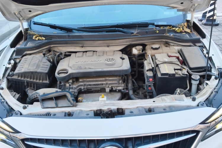 别克 英朗 2021款 改款 典范 1.5L 自动精英型局部细节24