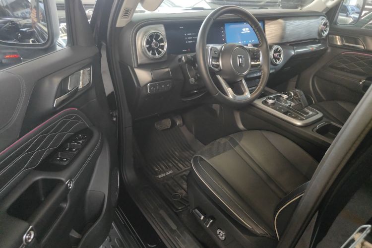 坦克300 2023款 越野版 2.0T 征服者中控内饰20