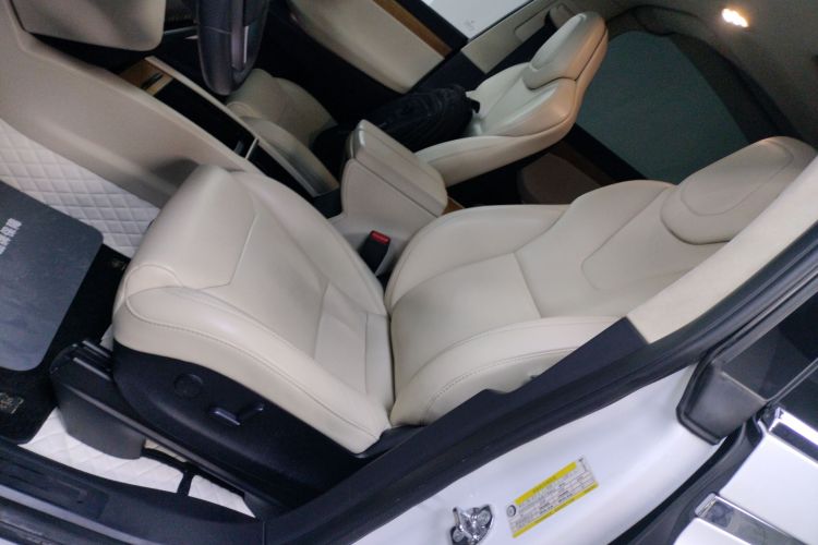 特斯拉 2017款 Model X 100D 长续航版中控内饰19