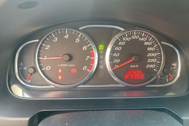 马自达6 2012款 2.0L 自动时尚型中控内饰14