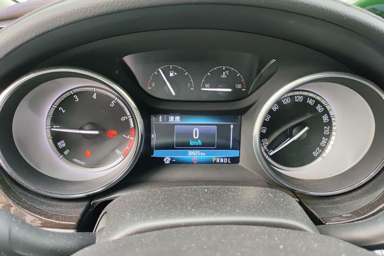 别克 威朗 2018款 三厢 15S 自动领先型中控内饰14