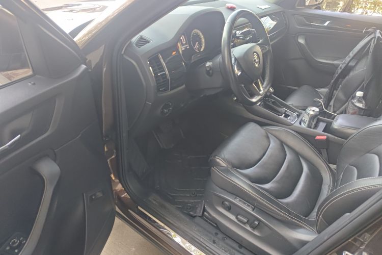 斯柯达 柯迪亚克 2019款 TSI330 5座两驱豪华优享版 国V中控内饰20