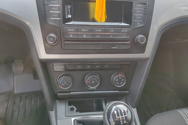 大众 凌渡 2017款 230TSI 手动风尚版中控内饰16