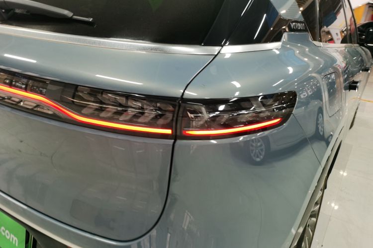 岚图汽车 岚图FREE 2021款 四驱标准增程专属豪华套装车身外观6006