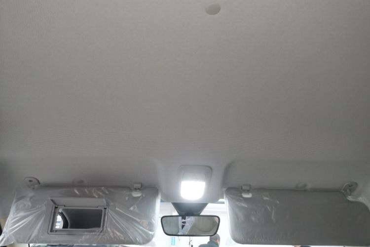 五菱汽车 宏光MINIEV 2025款 四门版 进阶款中控内饰22