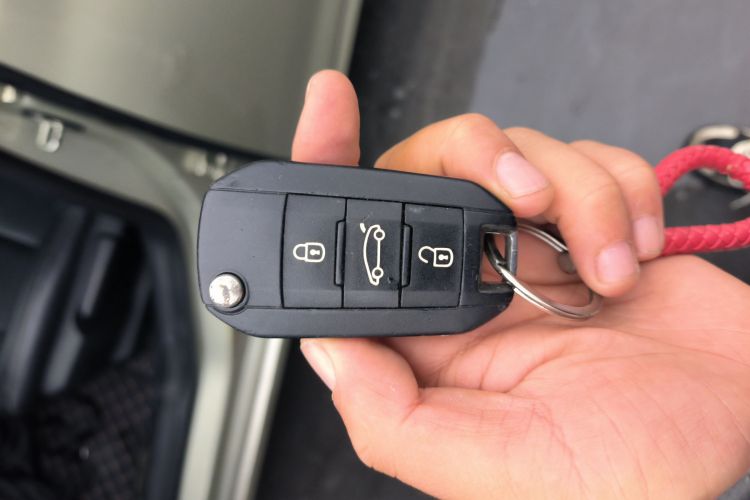 雪铁龙 C4世嘉 2016款 1.6L 自动舒适型中控内饰11