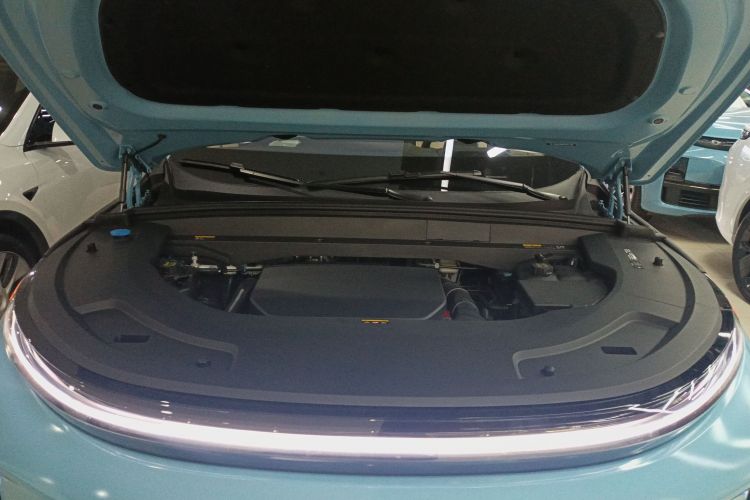 理想汽车 理想L7 2024款 MAX机舱底盘24