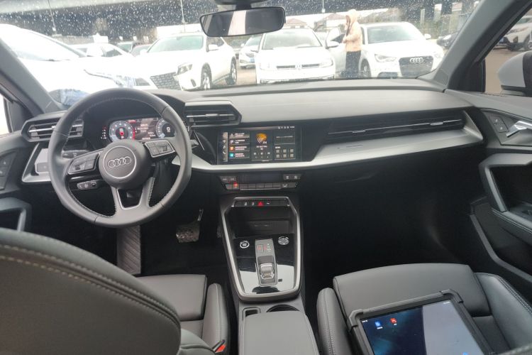 奥迪A3 2022款 Sportback 35 TFSI 时尚运动型中控内饰7002
