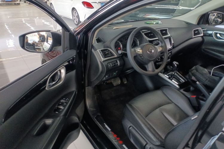 日产 轩逸 2018款 1.6XV CVT尊享版中控内饰20