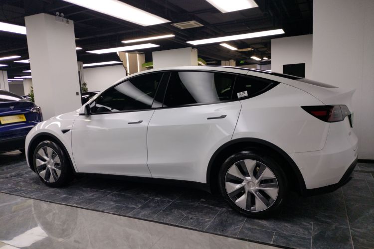 特斯拉 Model Y 2022款 改款 长续航全轮驱动版车身外观6003