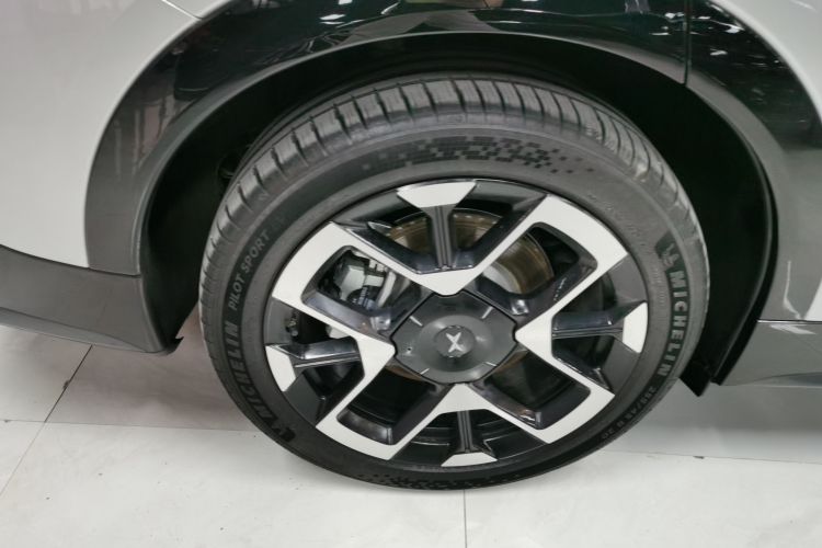 小鹏G7 2025款 702 超长续航 Max车身外观6008