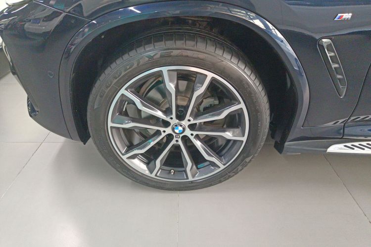 宝马X3 2022款 改款 xDrive30i 领先型 M曜夜套装车身外观6007