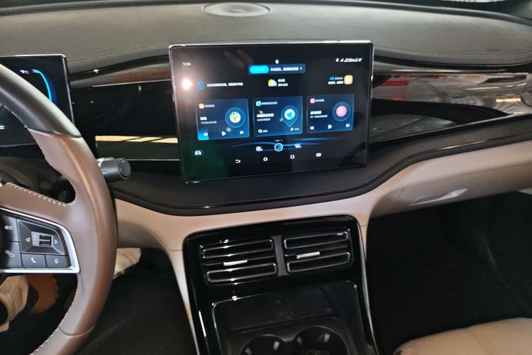 比亚迪 秦PLUS 2024款 荣耀版 DM-i 55KM领先型局部细节16