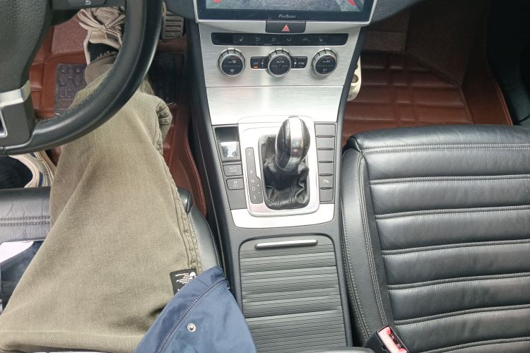 一汽-大众CC 2013款 1.8TSI 尊贵型中控内饰18