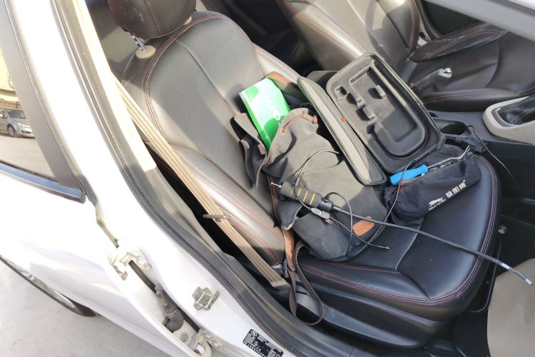 别克 英朗 2015款 15N 自动精英型局部细节41