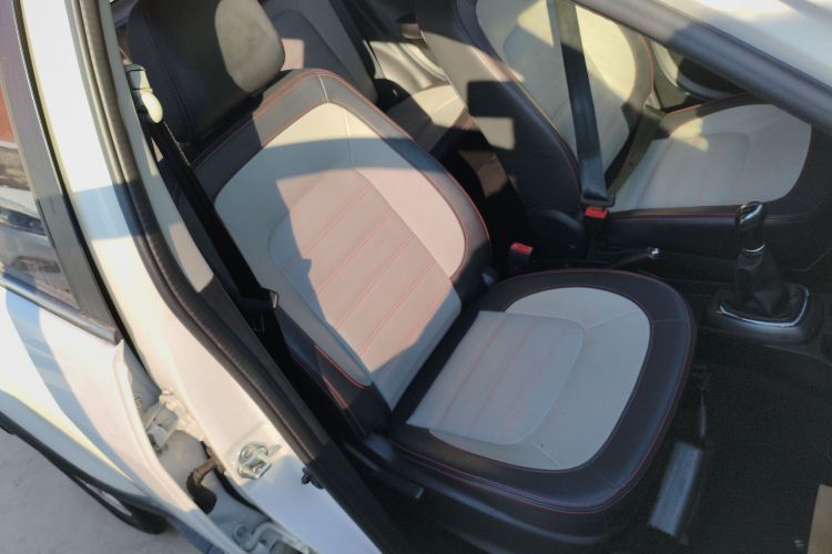 长城M4 2014款 1.5L 手动舒适型局部细节41