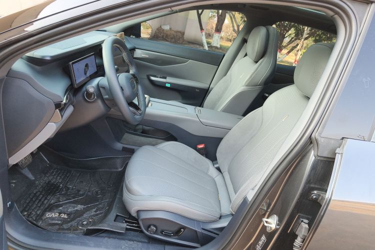 领克07 2024款 EM-P 126长续航 Halo中控内饰19