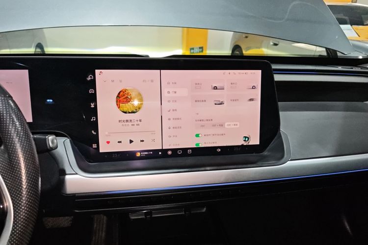 小鹏P7 2022款 480G+中控内饰16