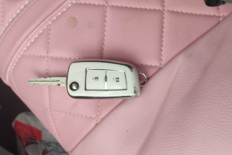 日产 逍客 2016款 2.0L CVT精英版中控内饰7001