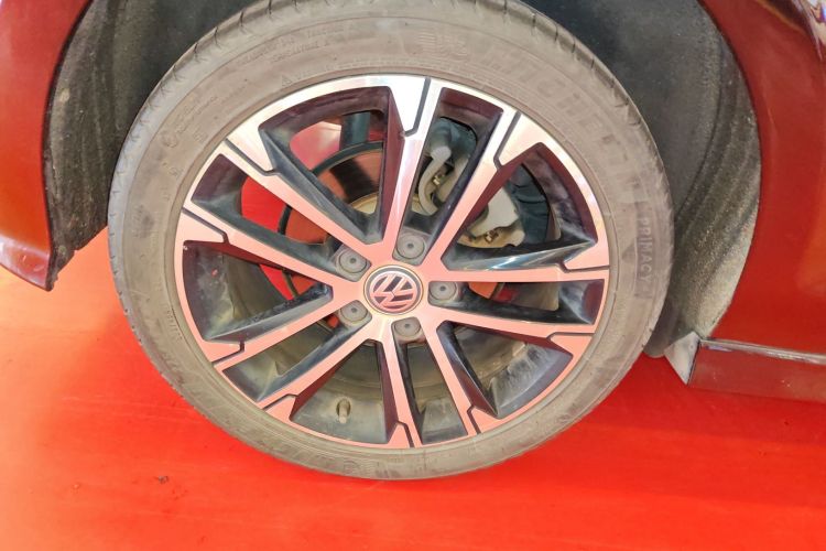 大众 高尔夫 2017款 280TSI 自动R-Line百万辆纪念版车身外观6005