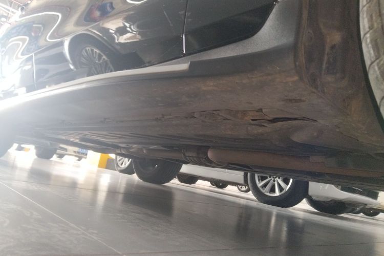 奔驰GLC 2021款 GLC 260 L 4MATIC 豪华型局部细节9001