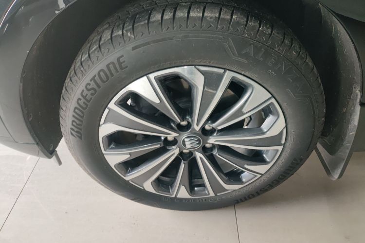 别克 2024款 昂科威S  25T 炫黑风尚版车身外观6007