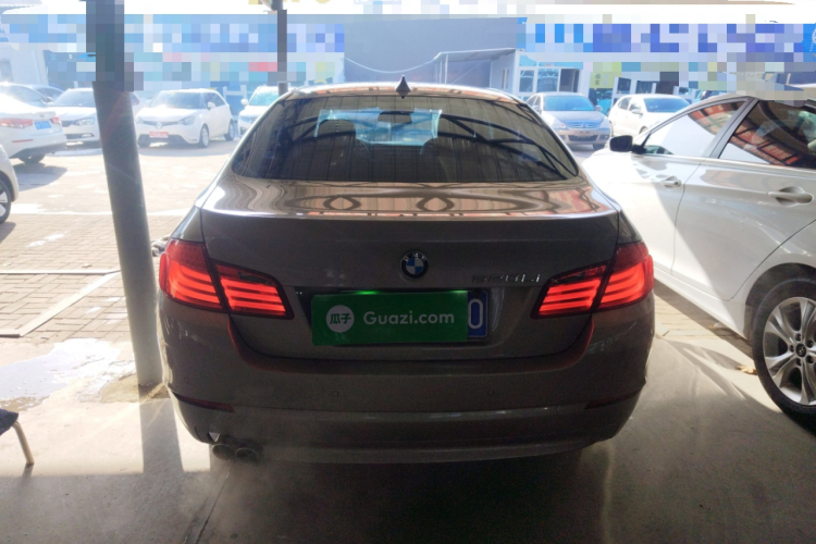 宝马5系 2013款 520Li 典雅型车身外观6