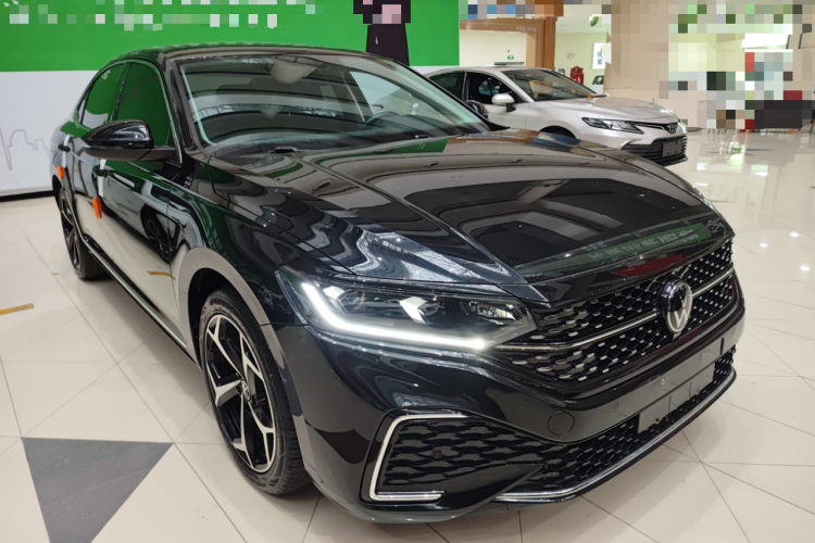 大众 帕萨特 2024款 380TSI 星空精英版车身外观6002