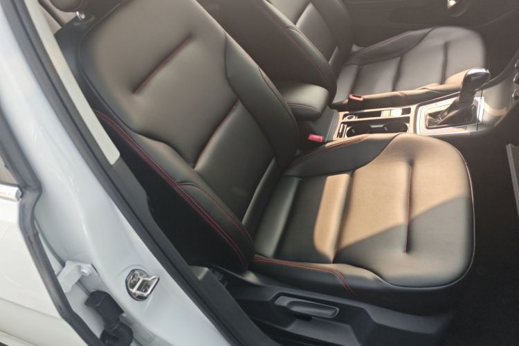 大众 高尔夫 2016款 230TSI 自动舒适型局部细节41