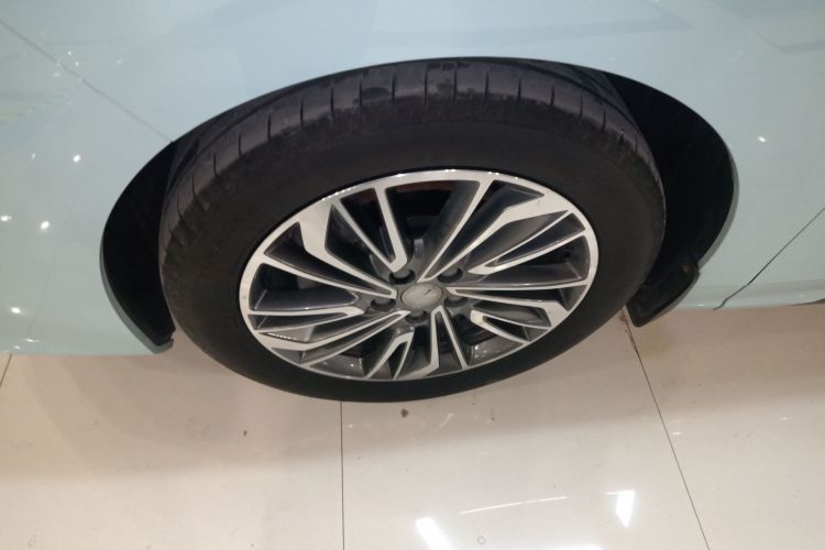 东风风行 风行游艇 2022款 1.5T DCT追风版车身外观6001