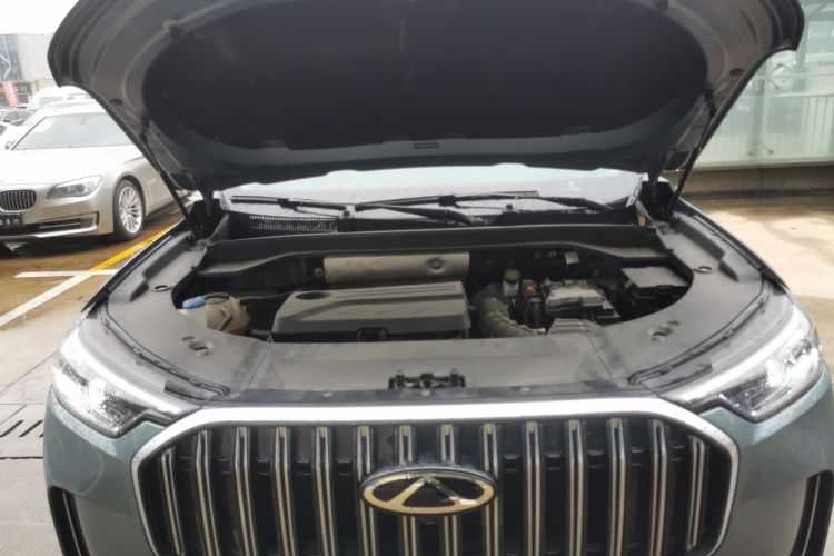 奇瑞 瑞虎9 2023款 2.0T 双离合两驱尊贵版 5座机舱底盘24