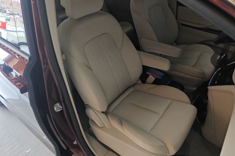 别克GL8 2022款 ES陆尊 653T 舒适型局部细节41