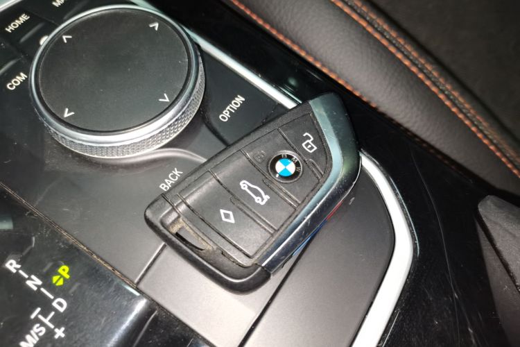 宝马2系(进口) 2021款 225i 四门轿跑车 M运动套装中控内饰11