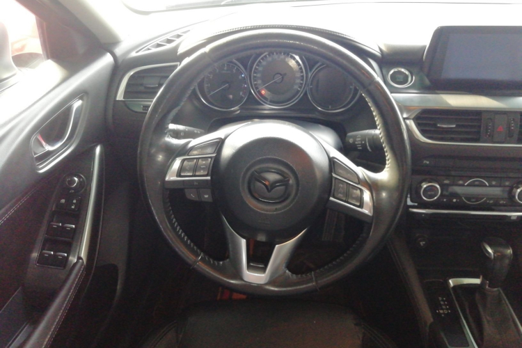 马自达 阿特兹 2017款 2.0L 蓝天豪华版局部细节13