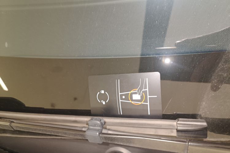 特斯拉 Model Y 2022款 改款 后轮驱动版中控内饰11