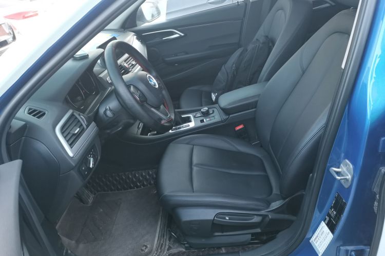 宝马1系 2018款 改款 118i 时尚型中控内饰19