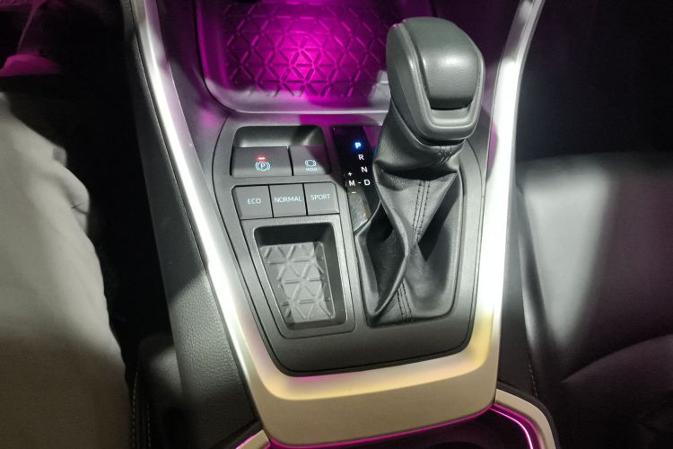 丰田 RAV4荣放 2022款 2.0L CVT两驱都市版局部细节18