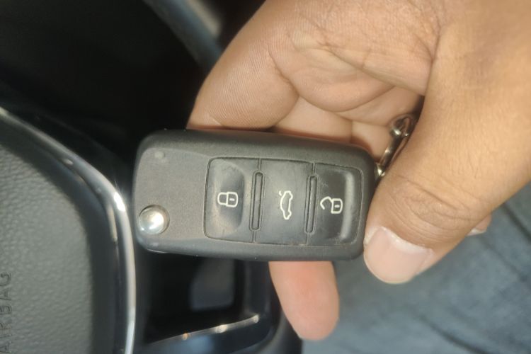 大众 速腾 2017款 1.6L 自动舒适型中控内饰7001