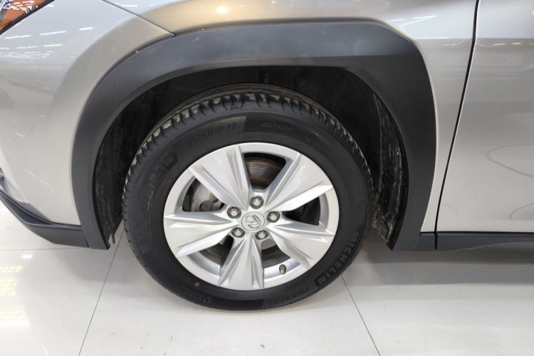 雷克萨斯UX 2022款 260h 探·酷版车身外观6007