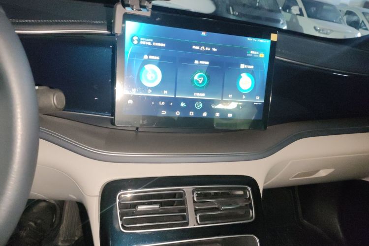 比亚迪 秦PLUS 2021款 DM-i 55KM 旗舰型局部细节16