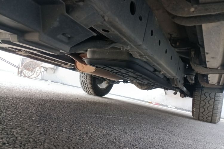 哈弗H9 2015款 2.0T 四驱豪华型 7座局部细节9003