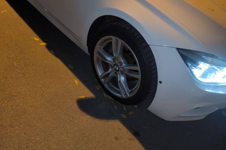 宝马3系 2018款 320Li 领先型M运动套装车身外观10